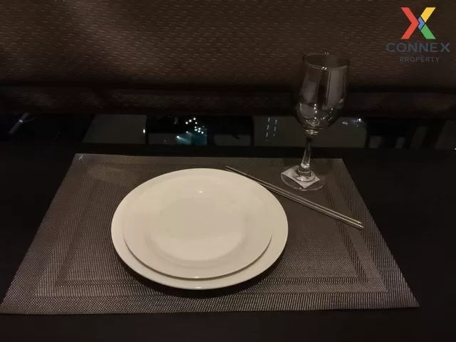 FOR RENT condo , RHYTHM Sukhumvit 44/1 , high floor , BTS-Phra Kh